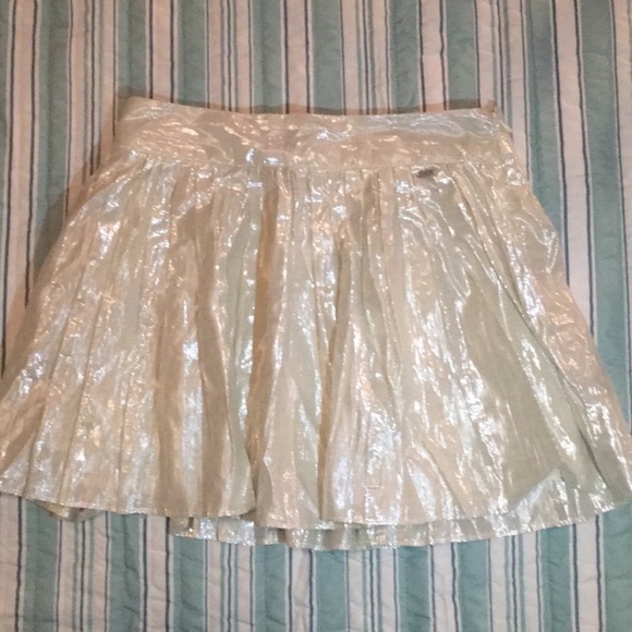 Aeropostale white pleated skirt - Picture 1 of 1